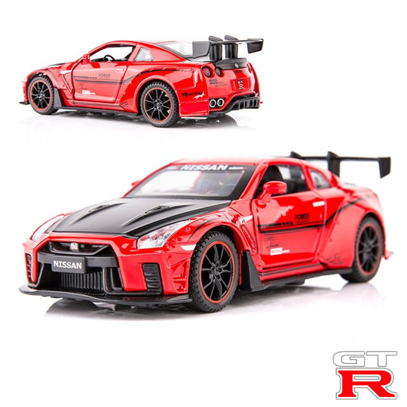 Nissan GTR R35 Miniatura 1:32